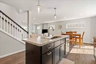 6107 Ragan St, Madison, WI 53718 - Photo 14