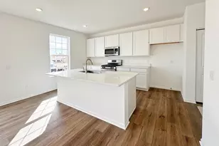 2909 Alpine Run, Stoughton, WI 53589 - Photo 12