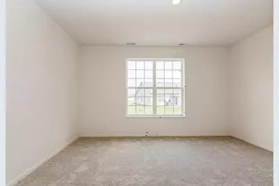 2801 Alpine Run #81, Stoughton, WI 53589 - Photo 8