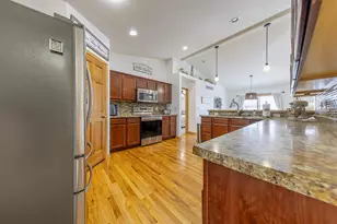 4083 Huntington Ave, Janesville, WI 53546 - Photo 10