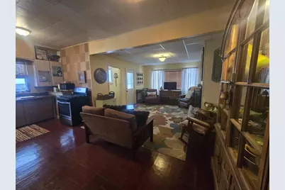 1035 Academy Street, Elroy, WI 53929 - Photo 8