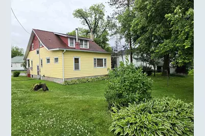 1035 Academy Street, Elroy, WI 53929 - Photo 4