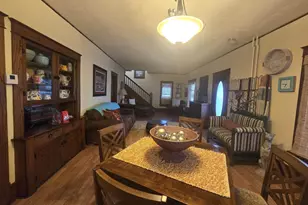 1035 Academy St, Elroy, WI 53929 - Photo 6