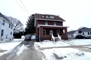 814 25th Ave, Monroe, WI 53566 - Photo 2