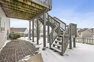 1032 Vista Ridge Dr, Mount Horeb, WI 53572 - Photo 6