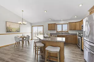 1032 Vista Ridge Dr, Mount Horeb, WI 53572 - Photo 16