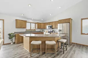 1032 Vista Ridge Dr, Mount Horeb, WI 53572 - Photo 14