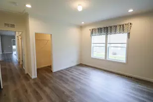 3521 Alexander Ave, Holmen, WI 54636 - Photo 6