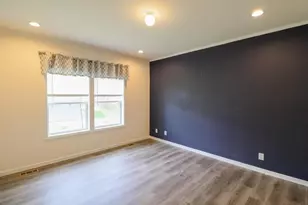 3521 Alexander Ave, Holmen, WI 54636 - Photo 4
