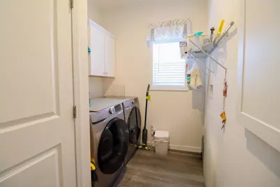 3521 Alexander Avenue, Holmen, WI 54636 - Photo 4