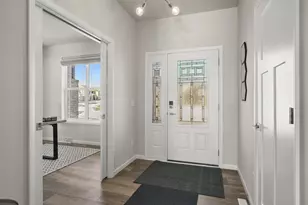 1258 Misty Frst Rd, Sun Prairie, WI 53590 - Photo 4