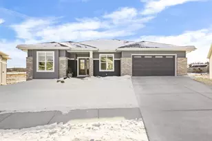 1258 Misty Frst Rd, Sun Prairie, WI 53590 - Photo 2