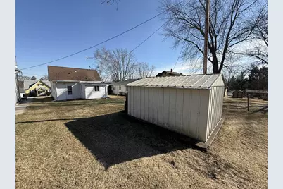 611 S Wisconsin Street, Mineral Point, WI 53565 - Photo 2