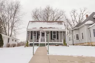611 S Wisconsin St, Mineral Point, WI 53565 - Photo 2