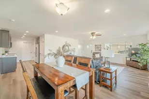 912 Oregon Parks Ave, Oregon, WI 53575 - Photo 6