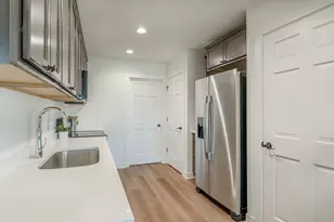 912 Oregon Parks Ave, Oregon, WI 53575 - Photo 8