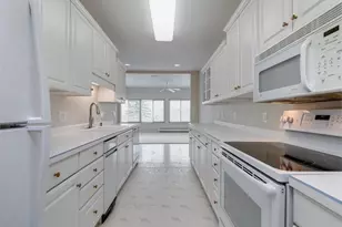 1605 S Golf Glen, Madison, WI 53704 - Photo 12