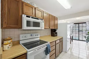 1446 Wheeler Rd, Madison, WI 53704 - Photo 14