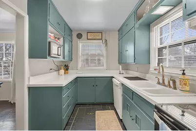 71 S Blackhawk Street, Janesville, WI 53545 - Photo 14