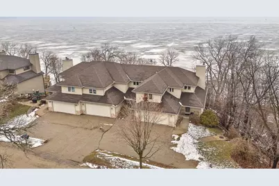 N807 Waubunsee Trail #3, Fort Atkinson, WI 53538 - Photo 4