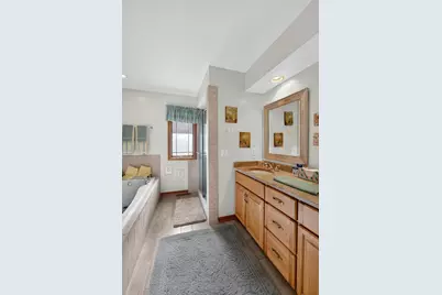 1802 Tarragon Drive, Madison, WI 53716 - Photo 22