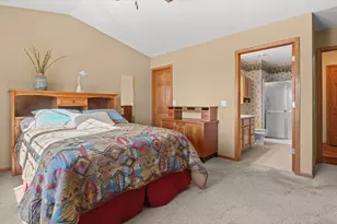 5603 Calico Dr, Madison, WI 53718 - Photo 18