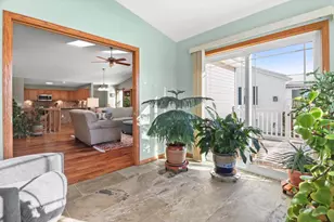 5603 Calico Dr, Madison, WI 53718 - Photo 10