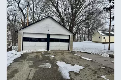 515 W Florence Street, Cambria, WI 53923 - Photo 6