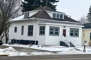 515 W Florence St, Cambria, WI 53923 - Photo 2