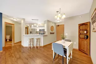 10 Kings Mill Cir, Madison, WI 53718 - Photo 10