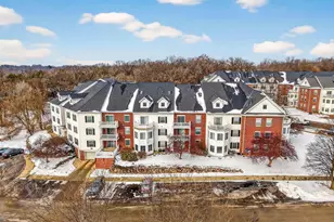 10 Kings Mill Cir, Madison, WI 53718 - Photo 38