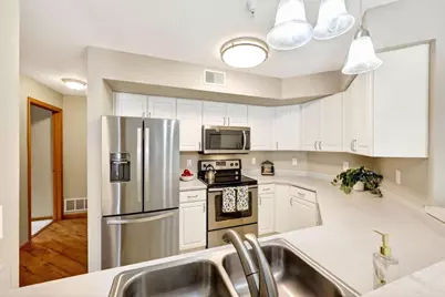 10 Kings Mill Circle #101, Madison, WI 53718 - Photo 12