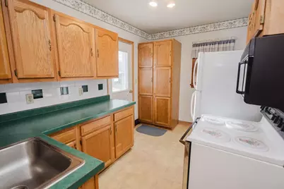 327 W Merrimac Street, Ridgeville, WI 53533 - Photo 8