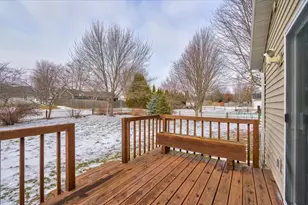 73 Debbie Dr, Janesville, WI 53536 - Photo 32