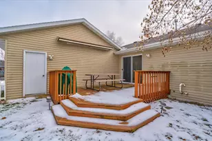 73 Debbie Dr, Janesville, WI 53536 - Photo 34