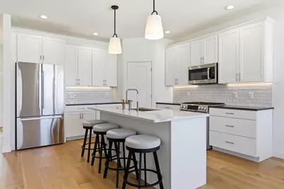 16 Prince Way, Fitchburg, WI 53711 - Photo 6