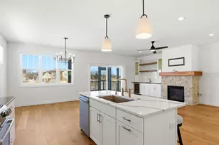 16 Prince Way, Fitchburg, WI 53711 - Photo 8