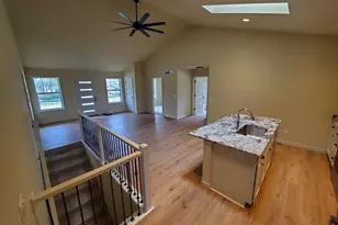 400 N Center St, Beaver Dam, WI 53916 - Photo 6