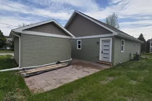 400 N Center St, Beaver Dam, WI 53916 - Photo 2