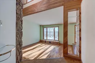 5601 Dahmen Dr, Waunakee, WI 53597 - Photo 42