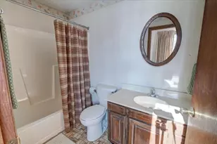 5601 Dahmen Dr, Waunakee, WI 53597 - Photo 34