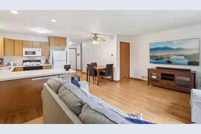 457 Bowlavard Avenue #2, Belleville, WI 53508 - Photo 8