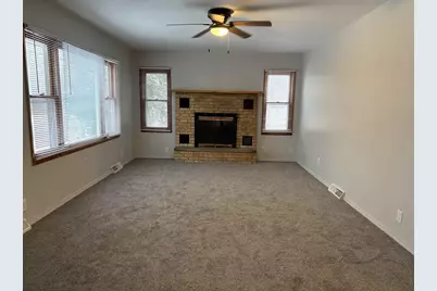 2817 N County Road H, Janesville, WI 53548 - Photo 8