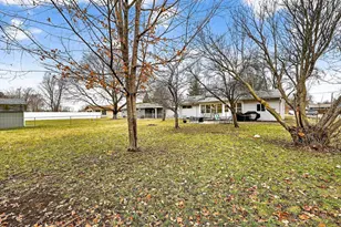 239 E Spaulding St, Watertown, WI 53098 - Photo 36