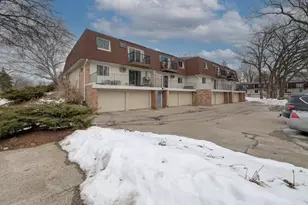 7203 Old Sauk Rd, Madison, WI 53717 - Photo 10