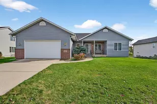 5012 Laufenberg Blvd, Cross Plains, WI 53528 - Photo 2