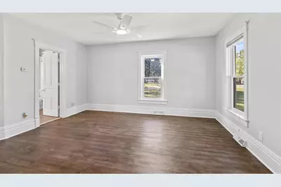 516 E Beloit Street, Orfordville, WI 53576 - Photo 8