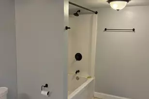 649 Roxbury Rd, Rockford, IL 61107 - Photo 20