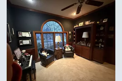 649 Roxbury Road, Rockford, IL 61107 - Photo 8