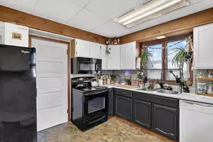 1513 Carrington St, Janesville, WI 53545 - Photo 20